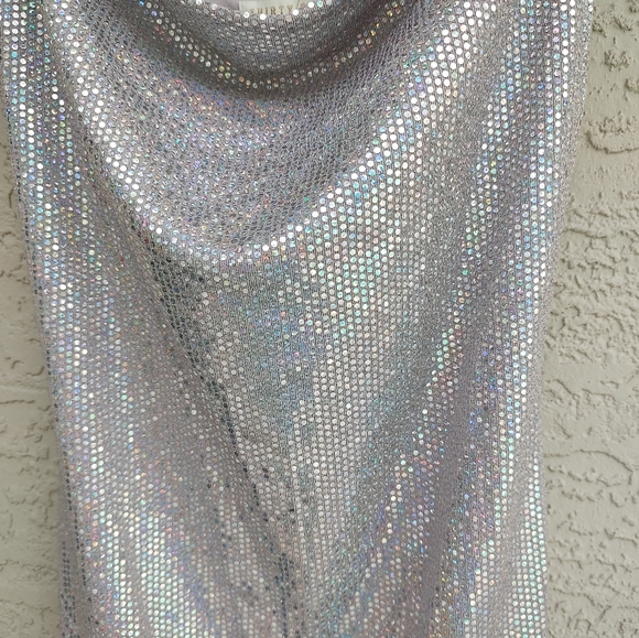 Gorgeous silver metallic mini - Picture 10 of 13